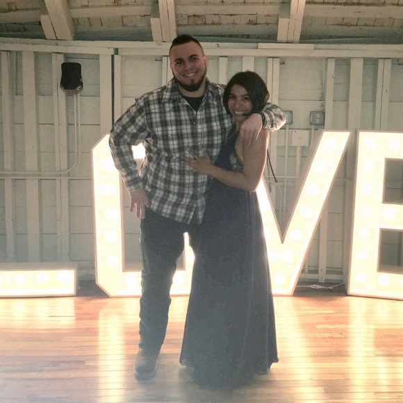 Meet your Posher, Tiffany - Picture 2 of 8